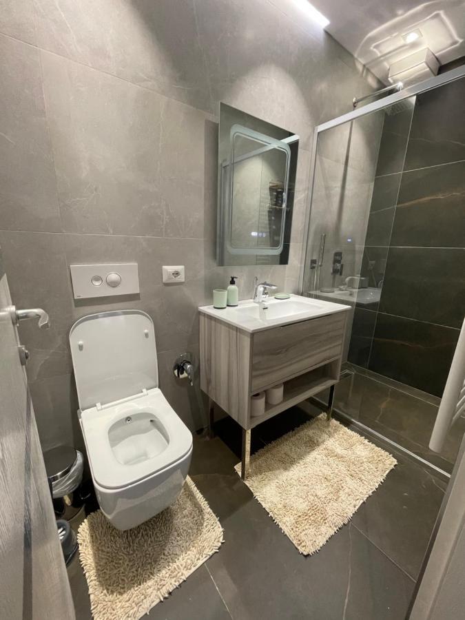 E&A Apartments Guesthouse Durrës Exteriör bild